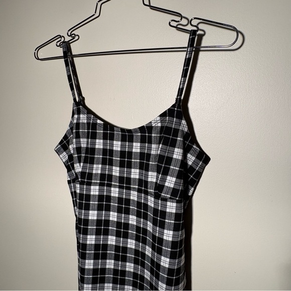 John Galt Colleen Dress - Picture 3 of 11